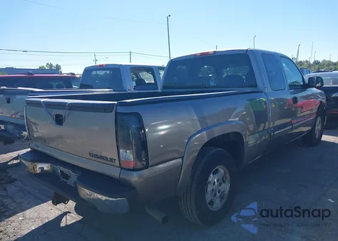 2000 Chevrolet Silverado 1500 Ls z USA, uszkodzony, nr VIN 2GCEC19T3Y1312815
